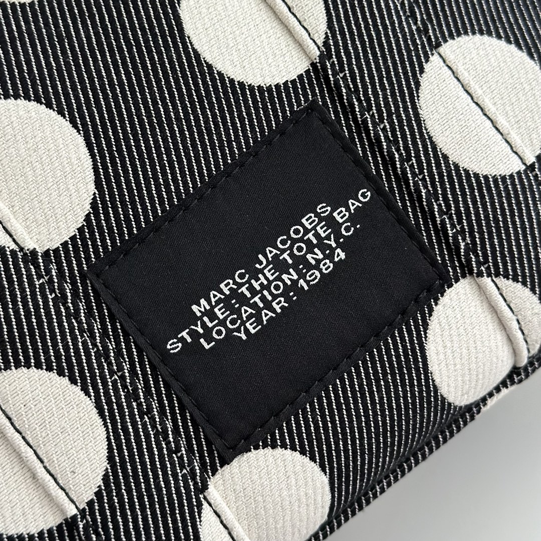 Marc Jacobs ～MJ新款波点托特 尺寸:26cm