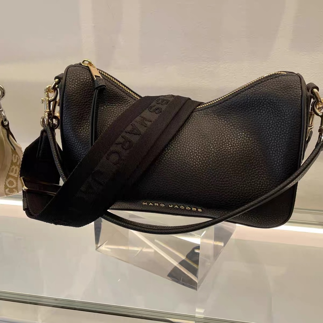 Marc Jacobs ～Mj 斜挎包4⃣ 色