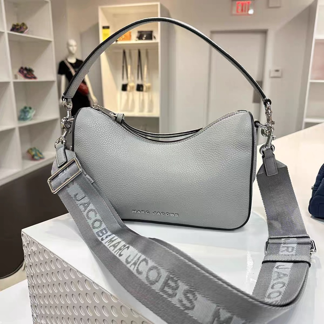 Marc Jacobs ～Mj 斜挎包4⃣ 色
