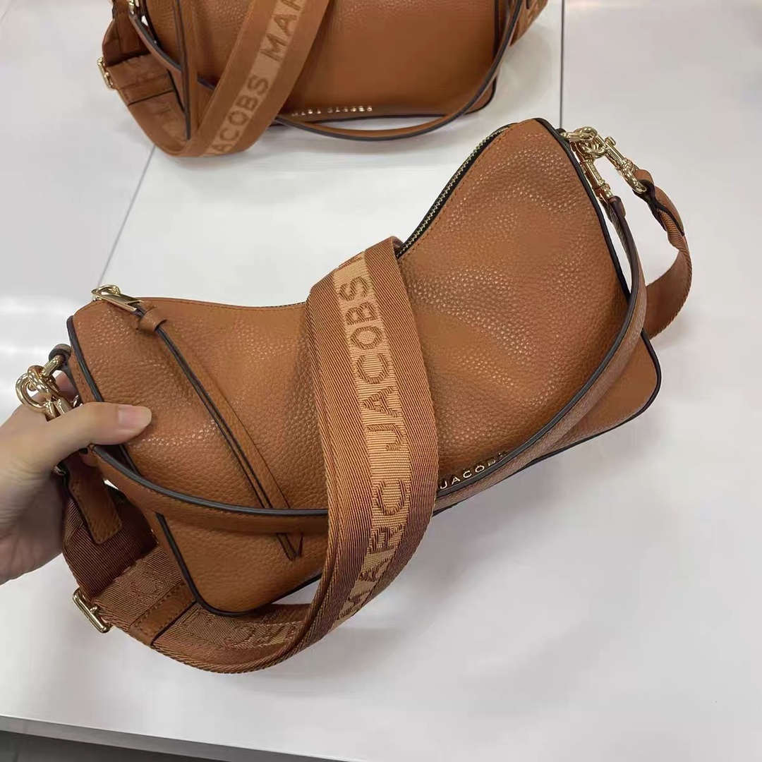 Marc Jacobs ～Mj 斜挎包4⃣ 色