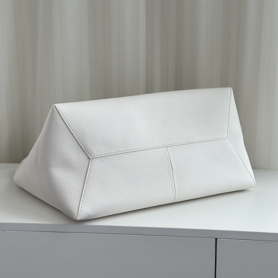 Marc Jacobs ～米白色 大号尺寸:39*21*39