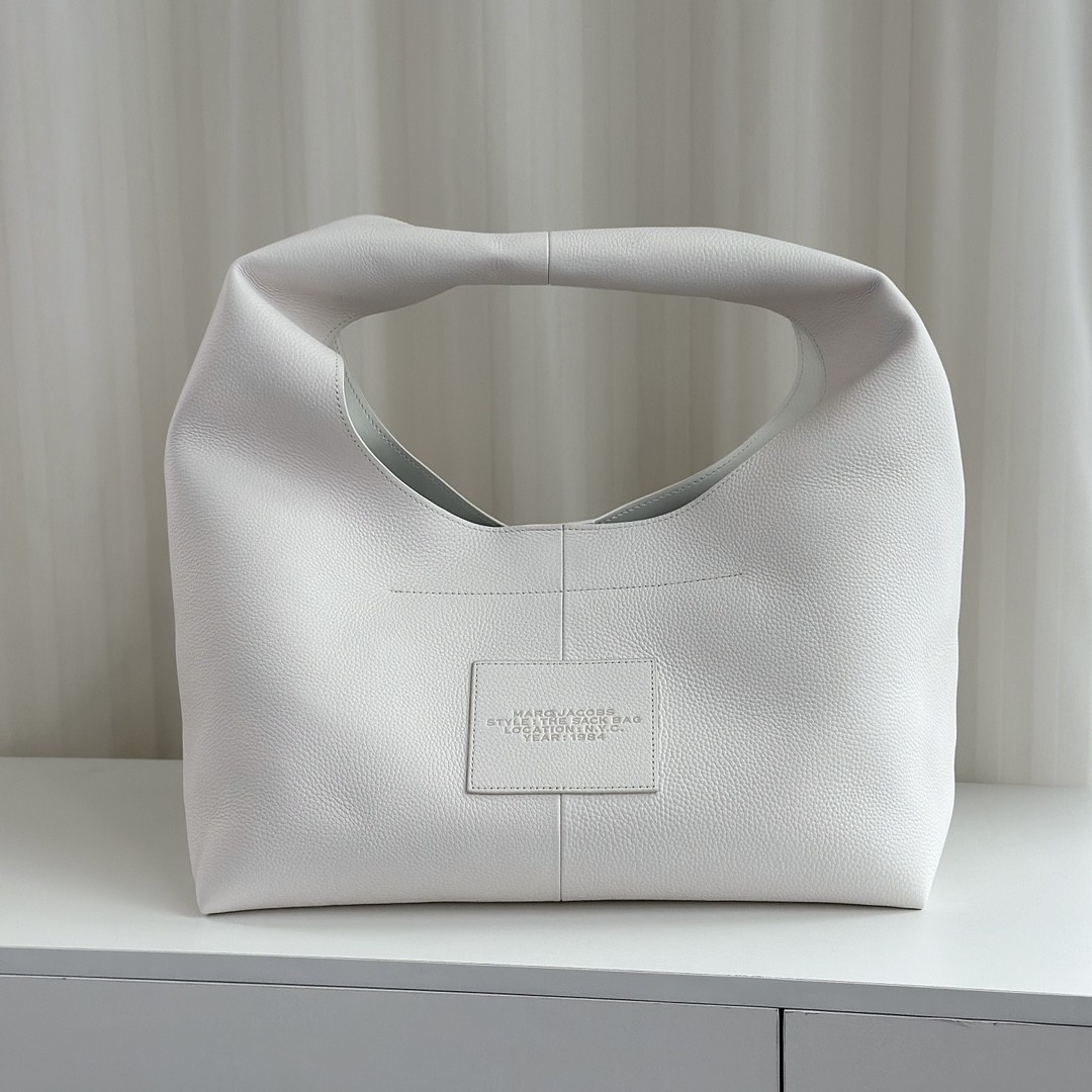 Marc Jacobs ～米白色 大号尺寸:39*21*39