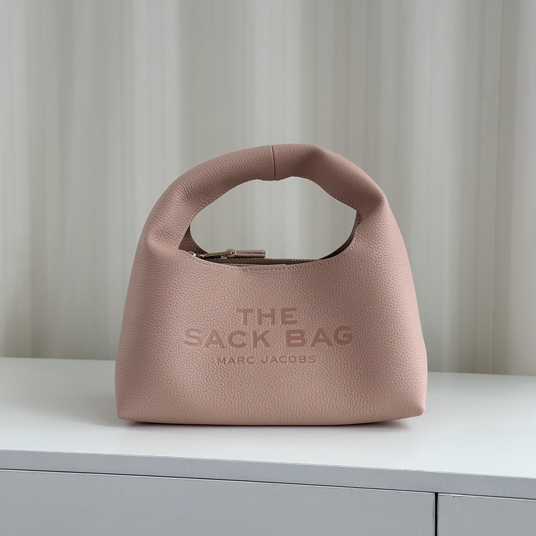Marc Jacobs ～菜篮子玫瑰粉