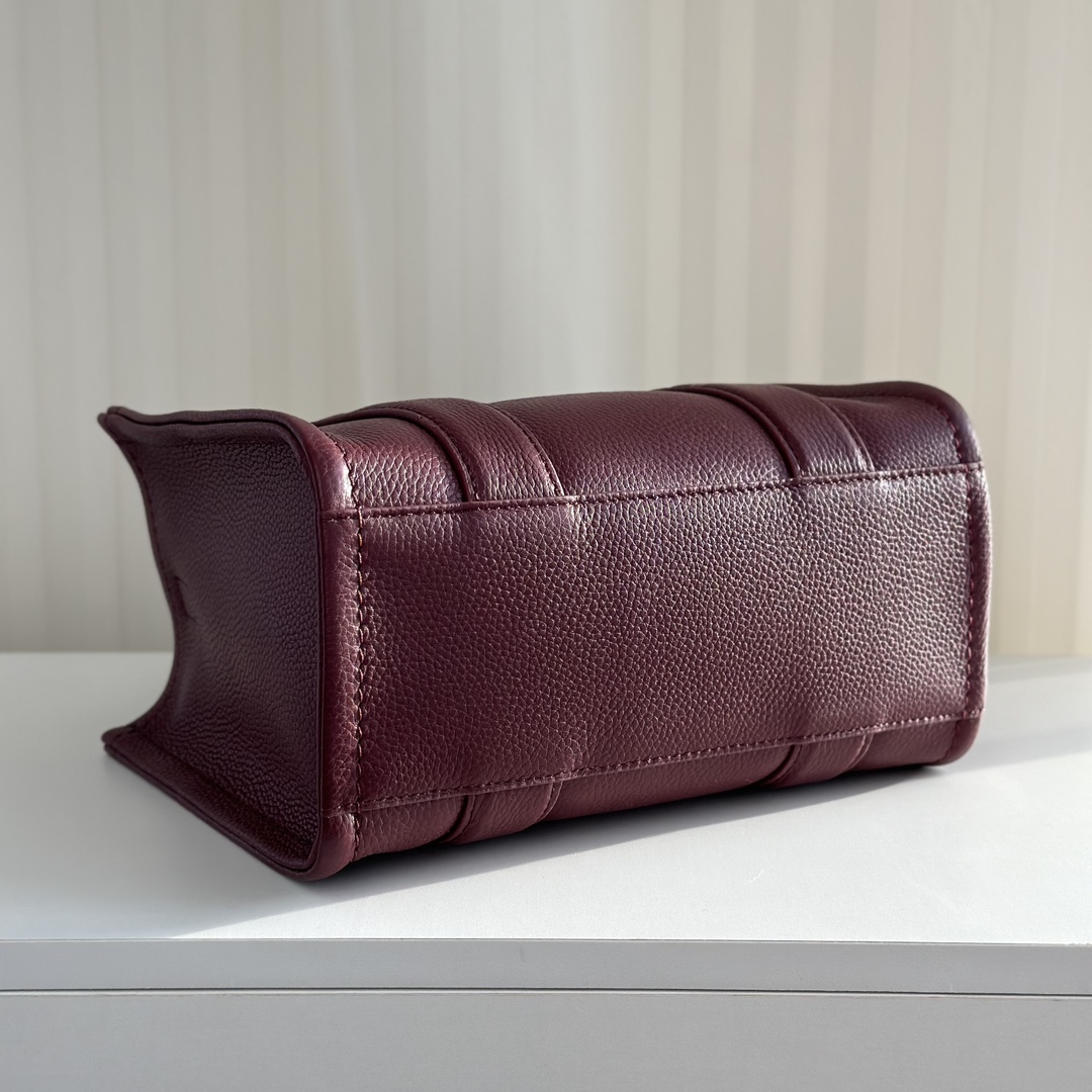 Marc Jacobs ～酒红色 26cm