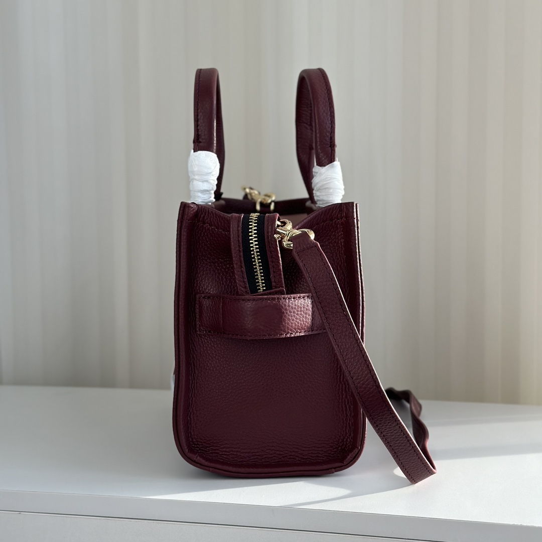 Marc Jacobs ～酒红色 26cm