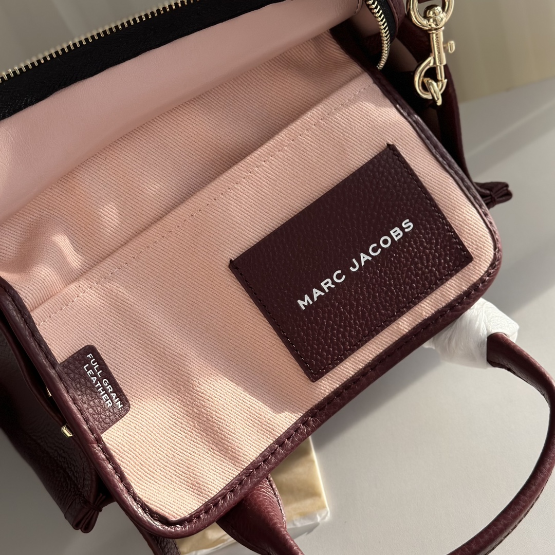 Marc Jacobs ～酒红色 26cm