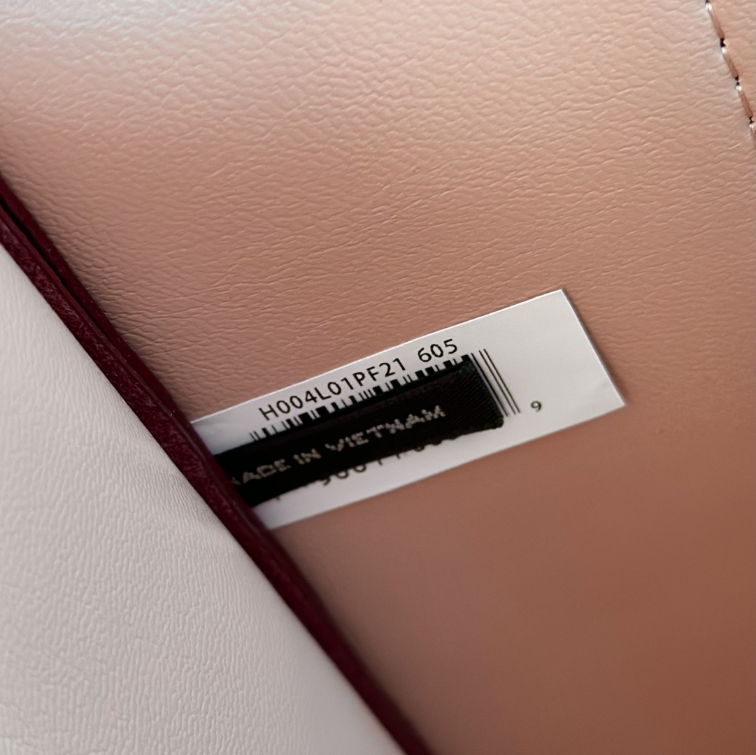 Marc Jacobs ～酒红色 33cm