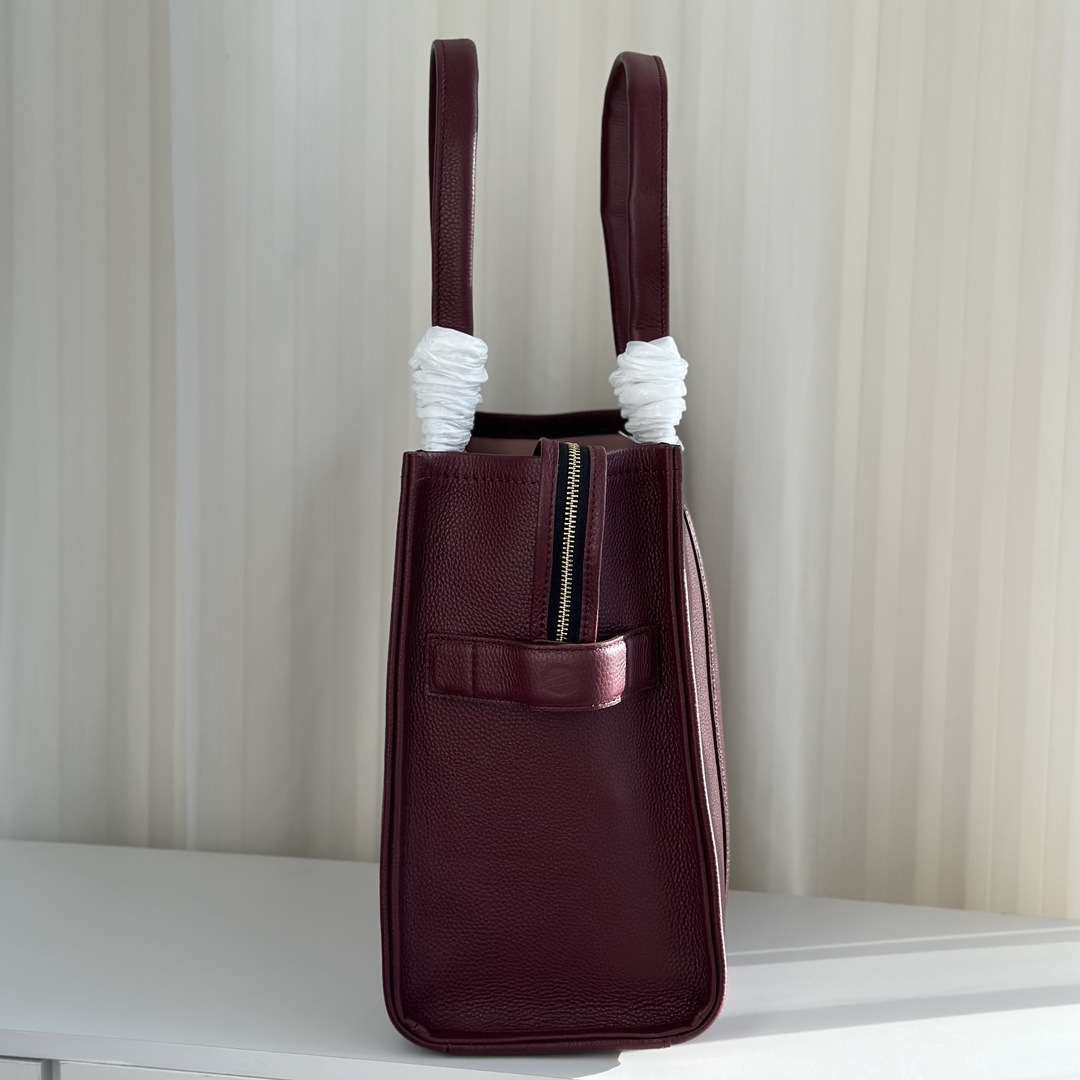 Marc Jacobs ～酒红色 41cm