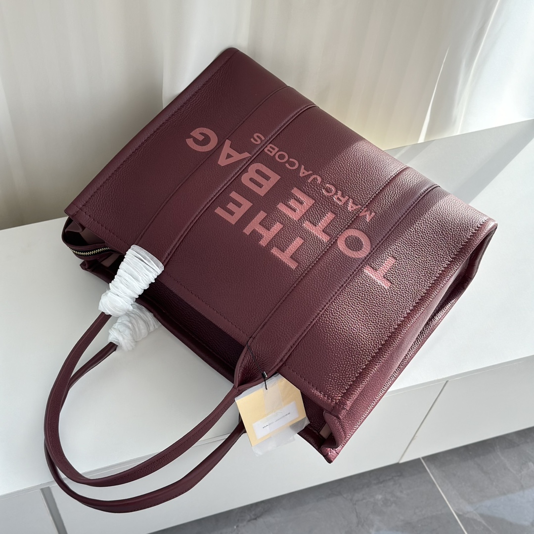 Marc Jacobs ～酒红色 41cm