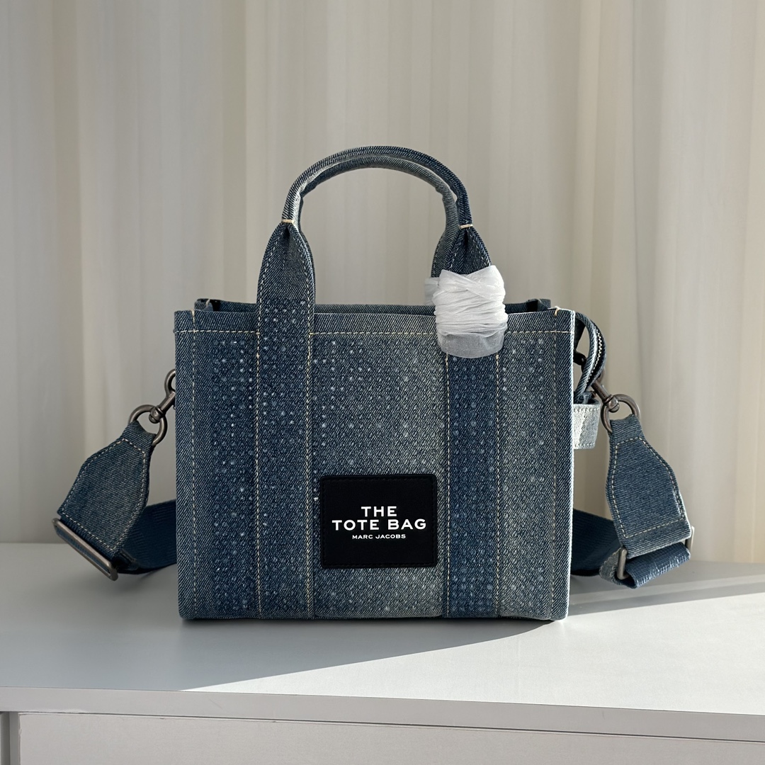 Marc Jacobs ～帆布牛仔镶钻托特