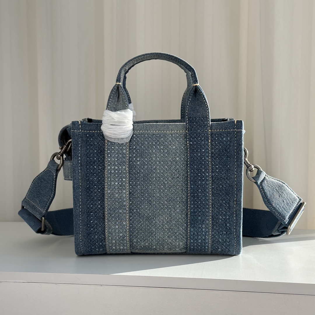 Marc Jacobs ～帆布牛仔镶钻托特