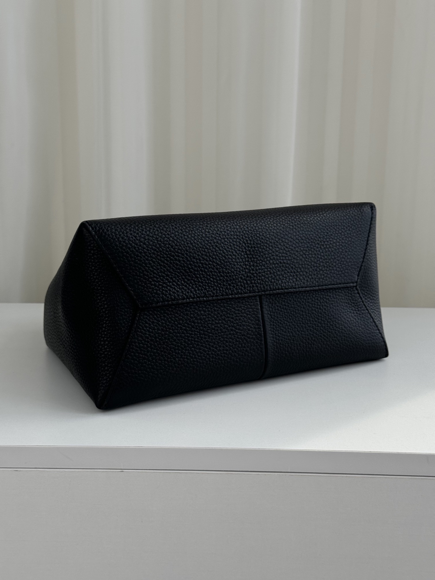 Marc Jacobs ～菜篮子黑色