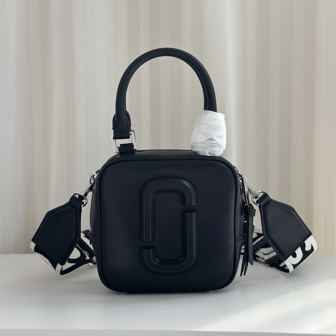 Marc Jacobs ～小方包 可手提斜挎