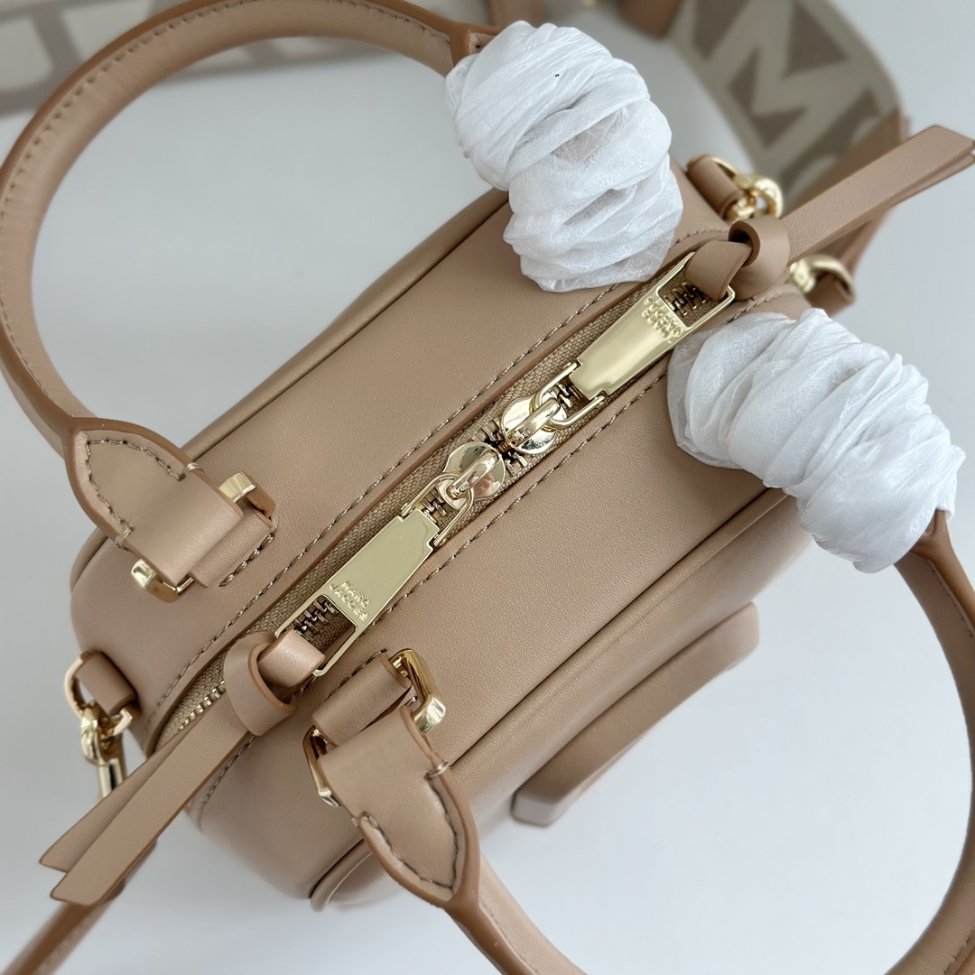 Marc Jacobs ～小方包 可手提斜挎