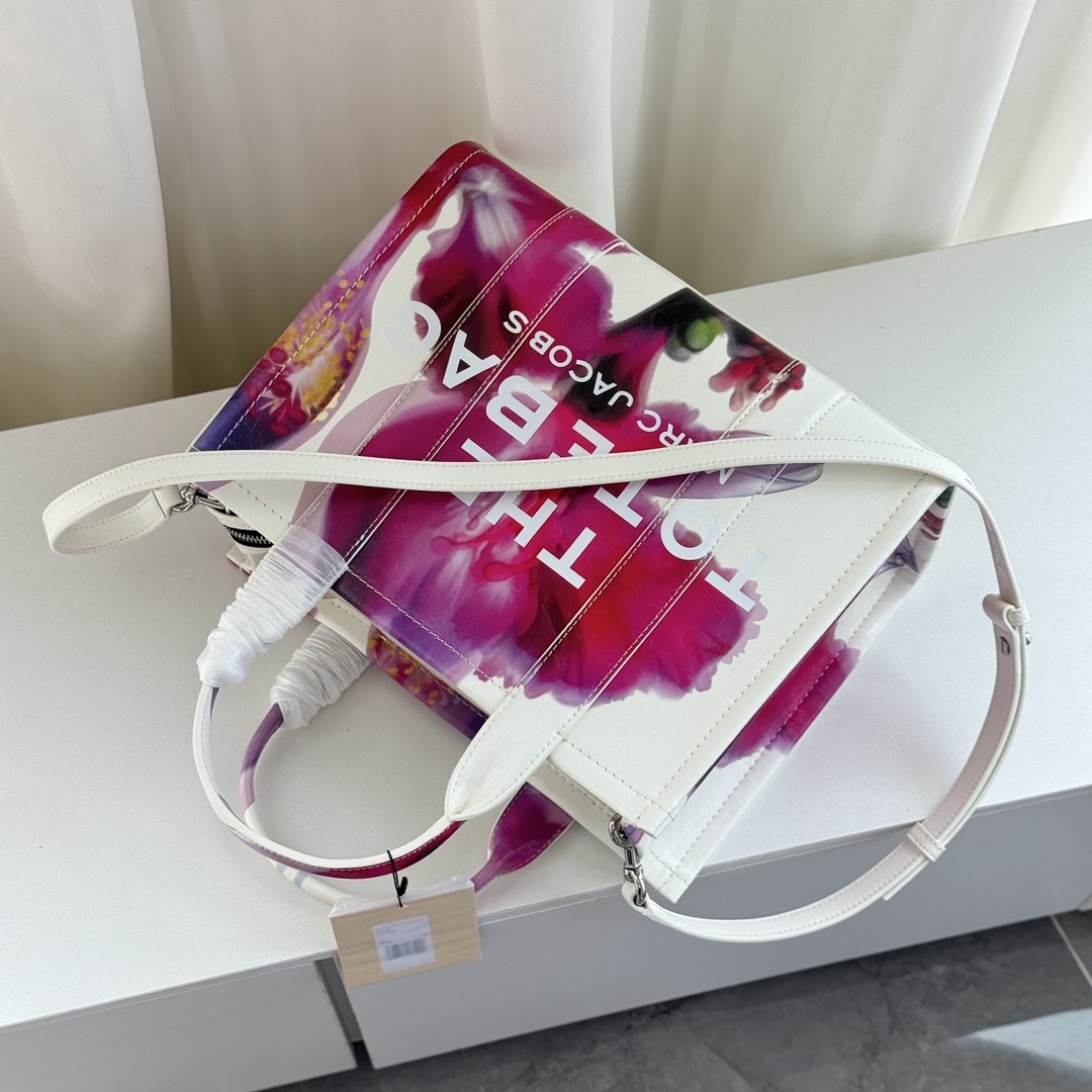 Marc Jacobs ～花卉托特 33cm