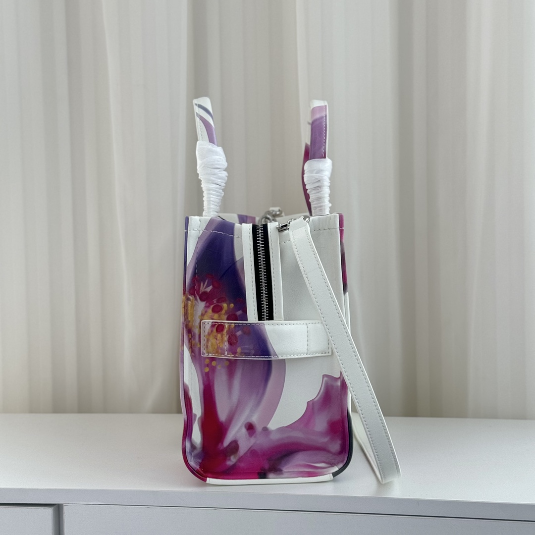 Marc Jacobs ～花卉托特 33cm