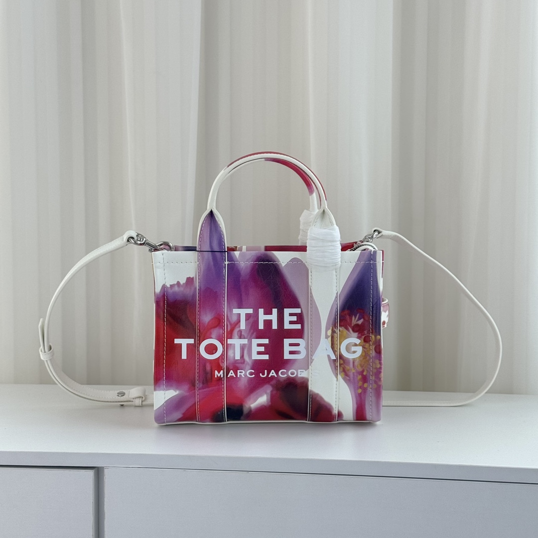 Marc Jacobs ～花卉托特 26cm