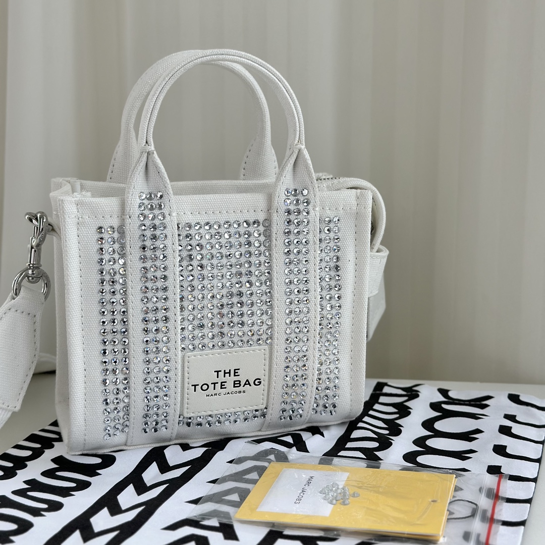 Marc Jacobs ～水晶烫钻托特 白色