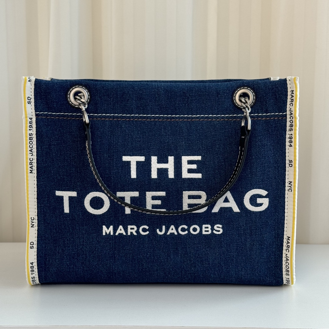 Marc Jacobs ～牛仔托链条垮包 水洗蓝
