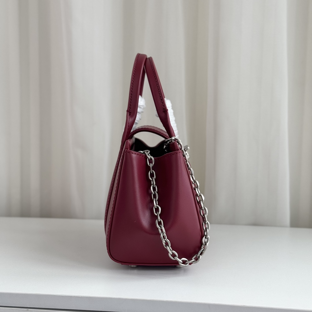 Marc Jacobs ～Mj 牛皮链条斜挎包 手提包