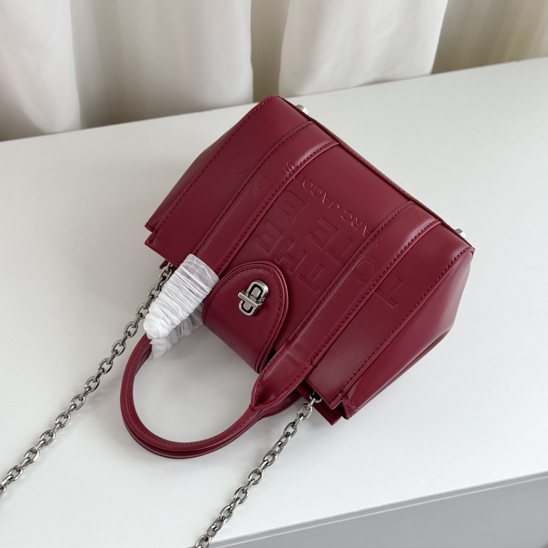 Marc Jacobs ～Mj 牛皮链条斜挎包 手提包