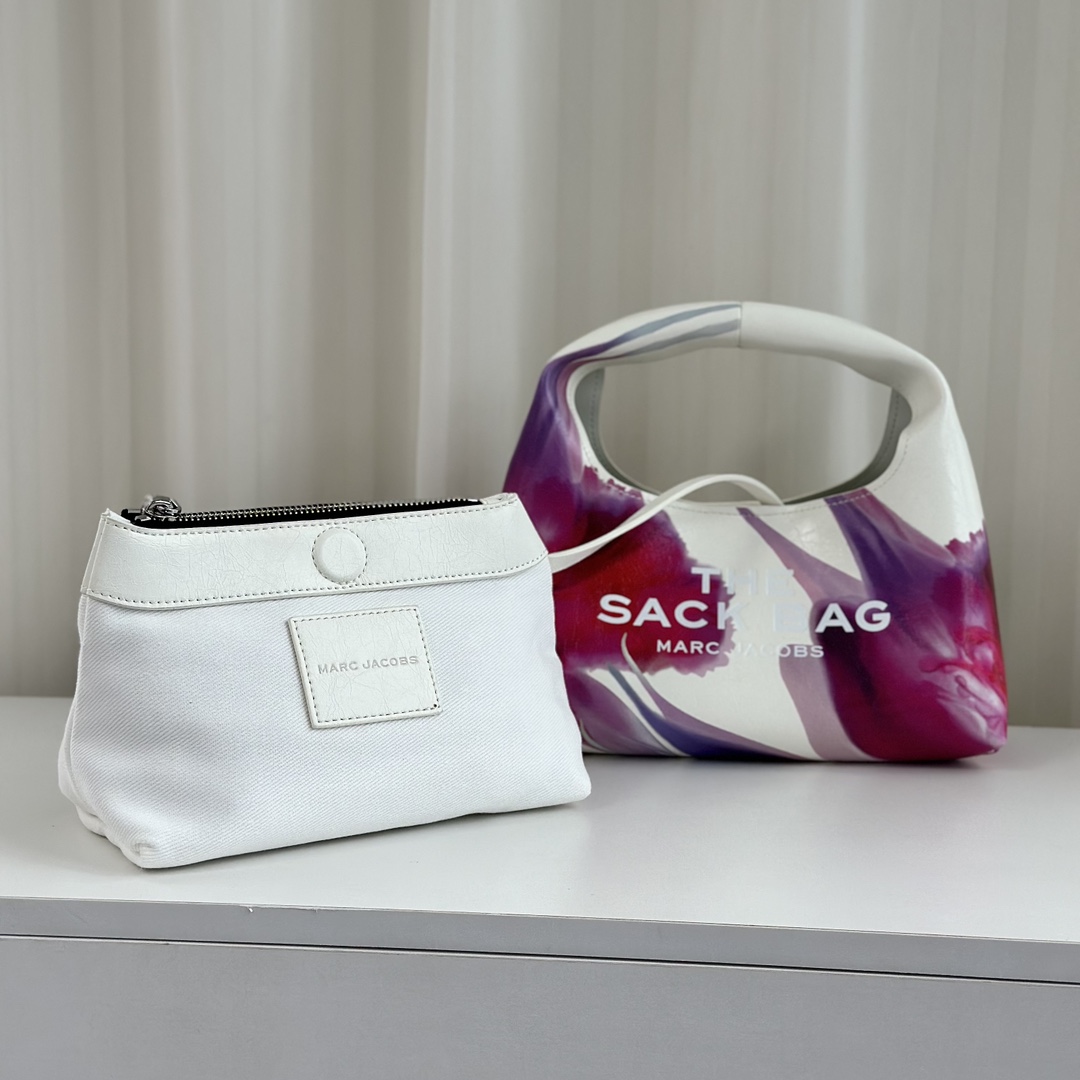 Marc Jacobs ～花卉菜篮子小号