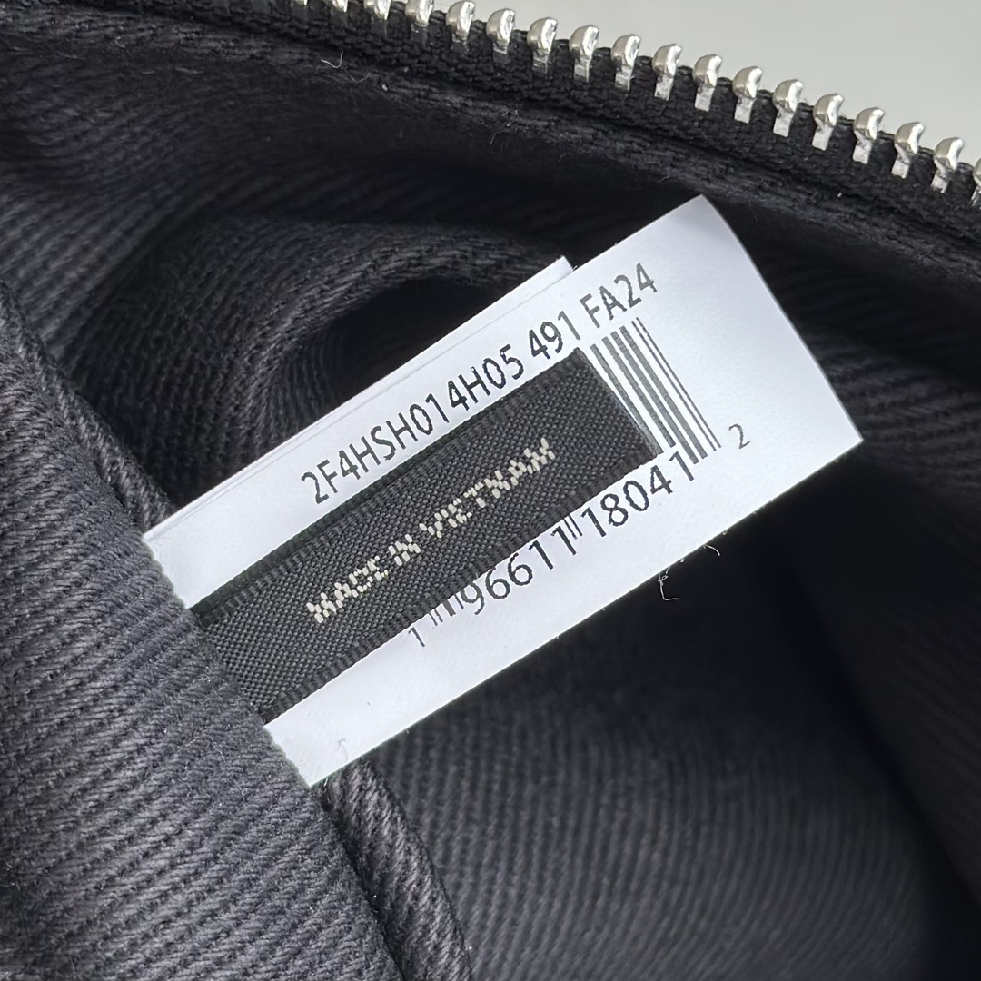 Marc Jacobs 水洗牛仔破洞蓝子包手提包 字母袋