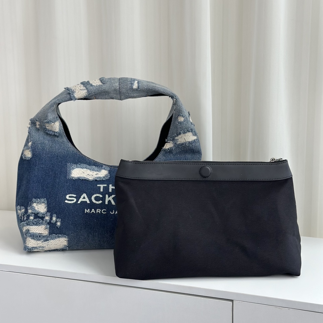 Marc Jacobs 水洗牛仔破洞蓝子包手提包 字母袋