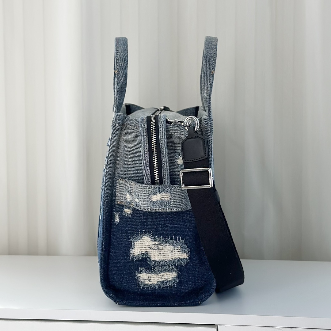 Marc Jacobs 水洗牛子破洞托特
