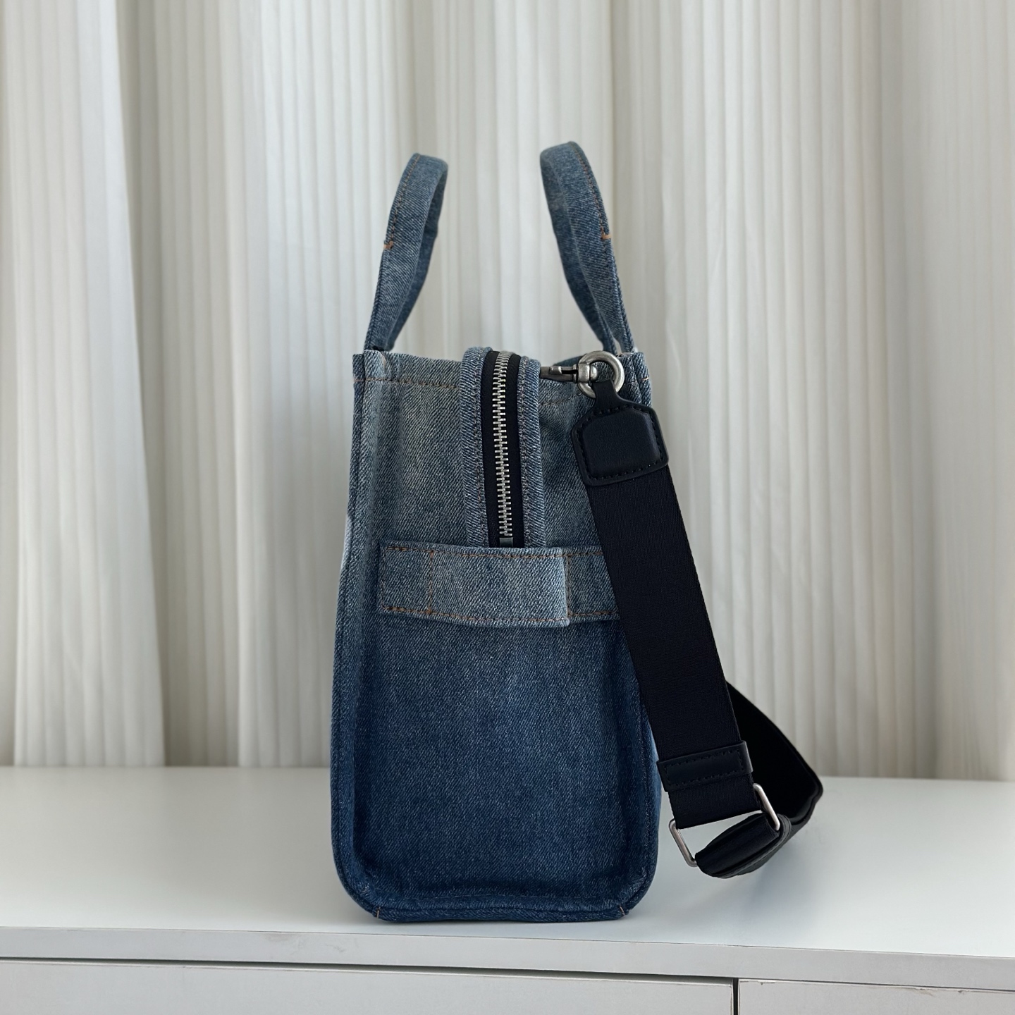 Marc Jacobs Mj 牛仔涂鸦限定联名款
