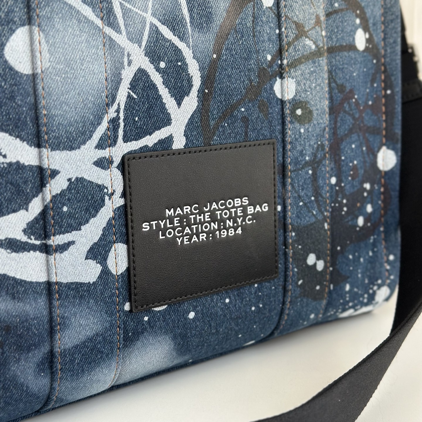 Marc Jacobs Mj 牛仔涂鸦限定联名款