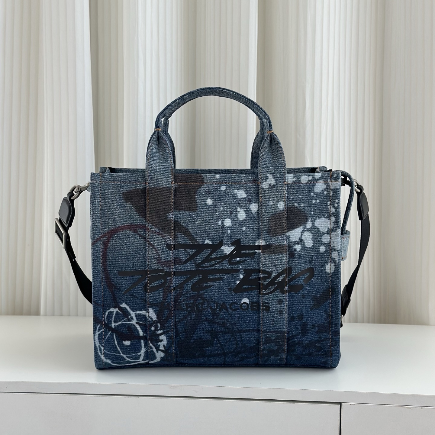 Marc Jacobs Mj 牛仔涂鸦限定联名款