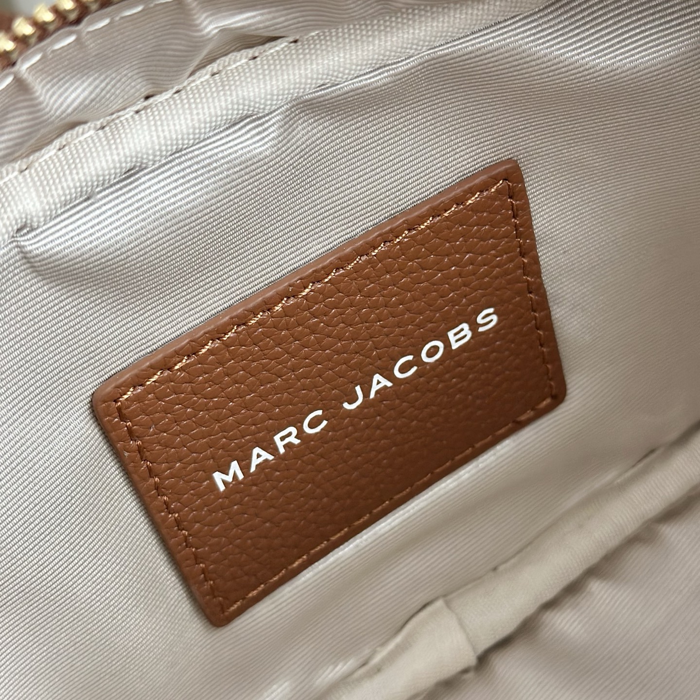 Marc Jacobs 棕色 斜挎包