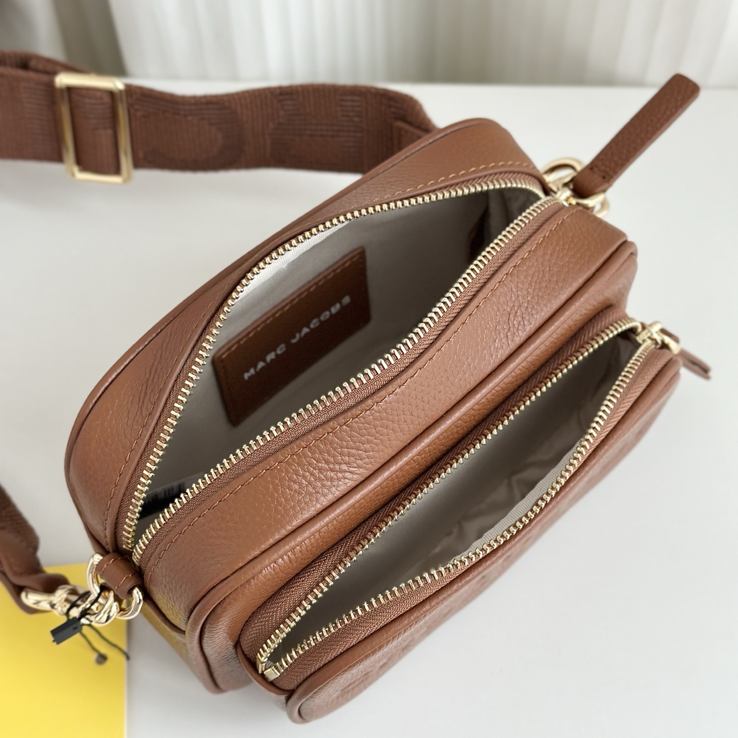 Marc Jacobs 棕色 斜挎包