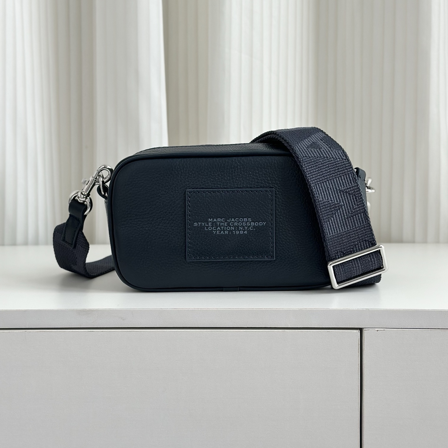 Marc Jacobs 深蓝色 斜挎包