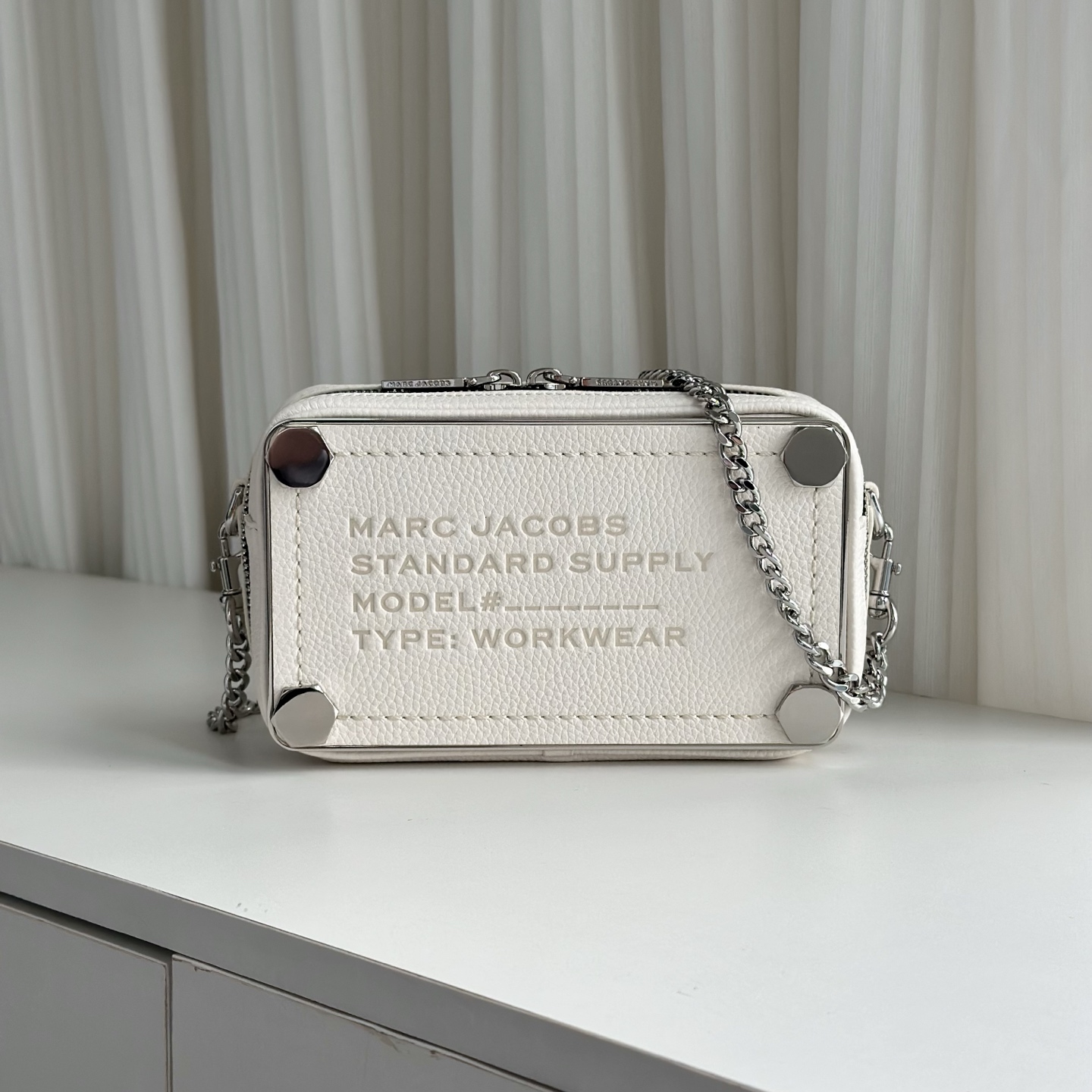Marc Jacobs ～Mj 盒子包 白色