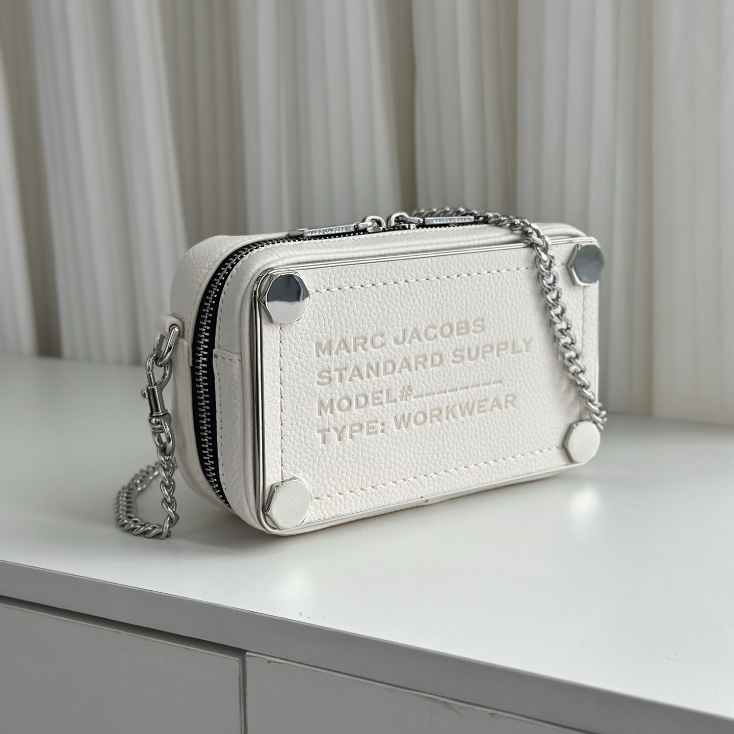 Marc Jacobs ～Mj 盒子包 白色