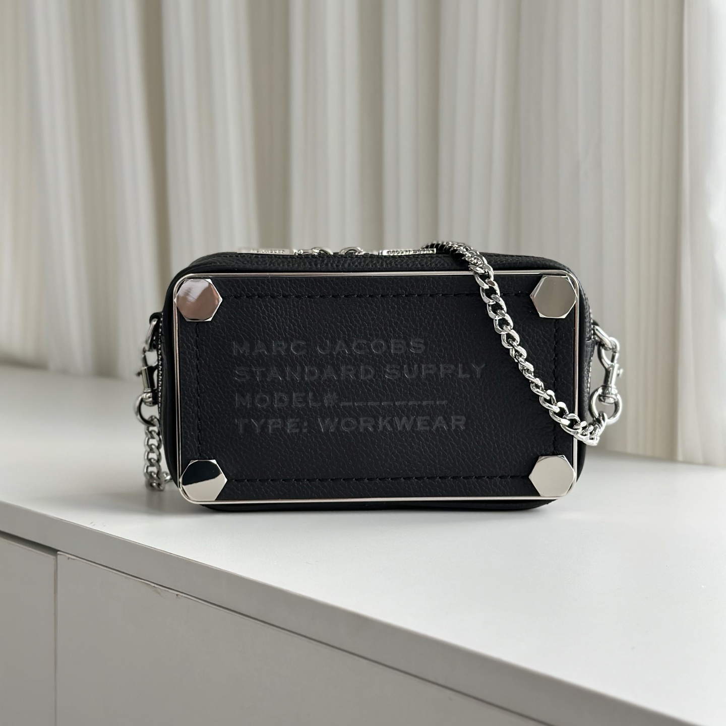 Marc Jacobs ～Mj 盒子包 黑色