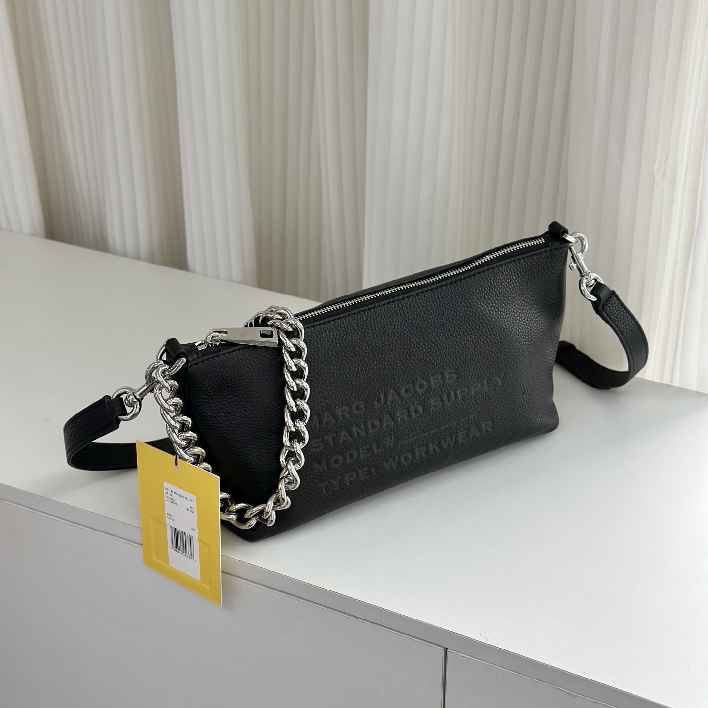 Marc Jacobs Mj 牛皮斜挎包 黑色 双肩带