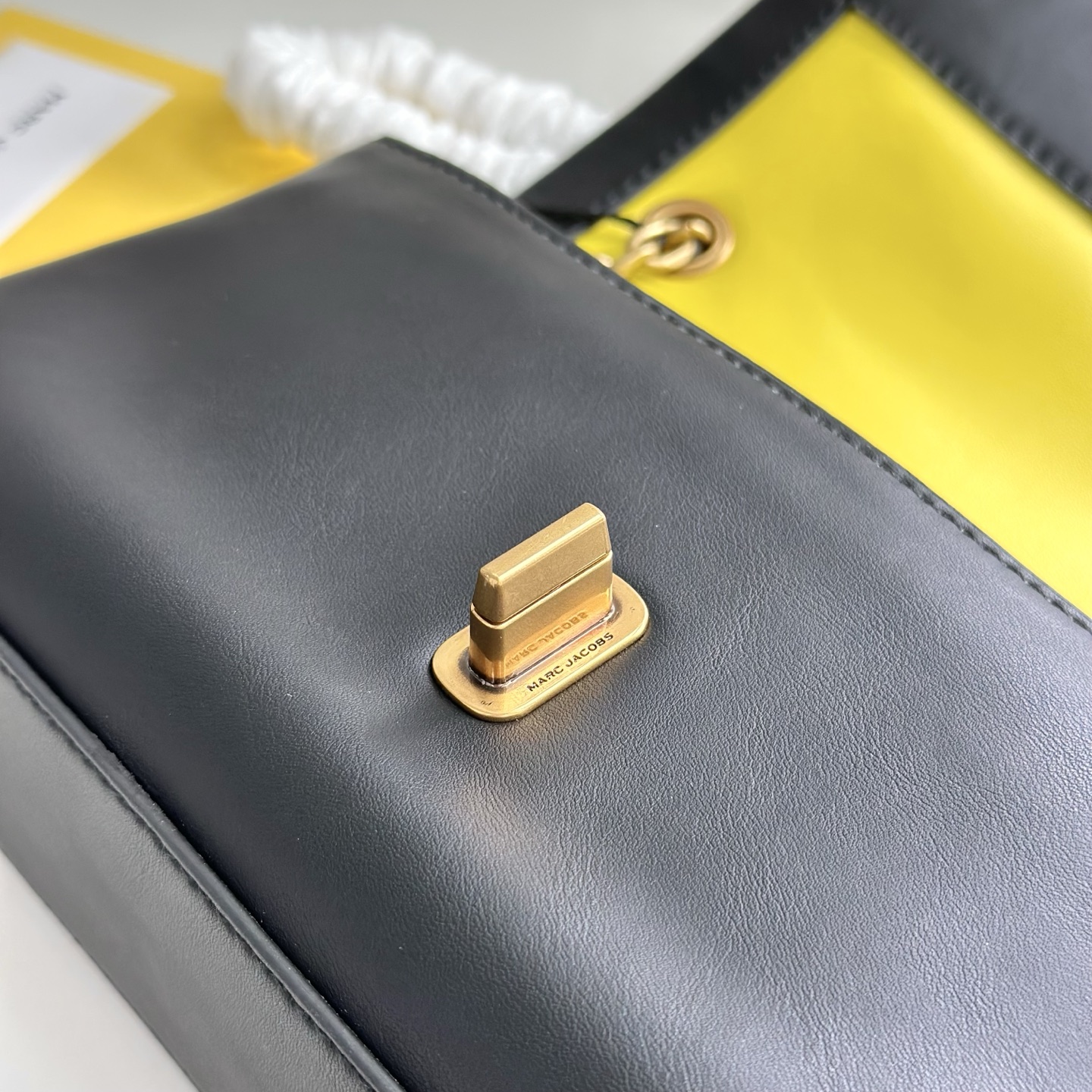Marc Jacobs MJ 迷你链条斜挎包 黑色