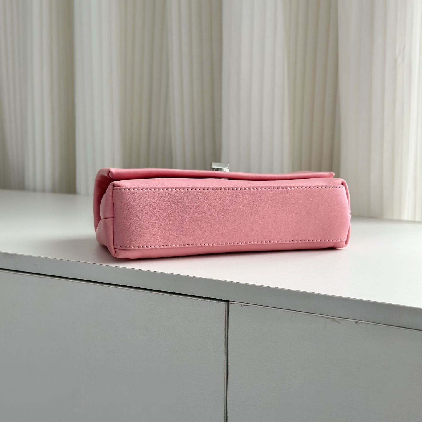 Marc Jacobs MJ 迷你链条斜挎包 粉色