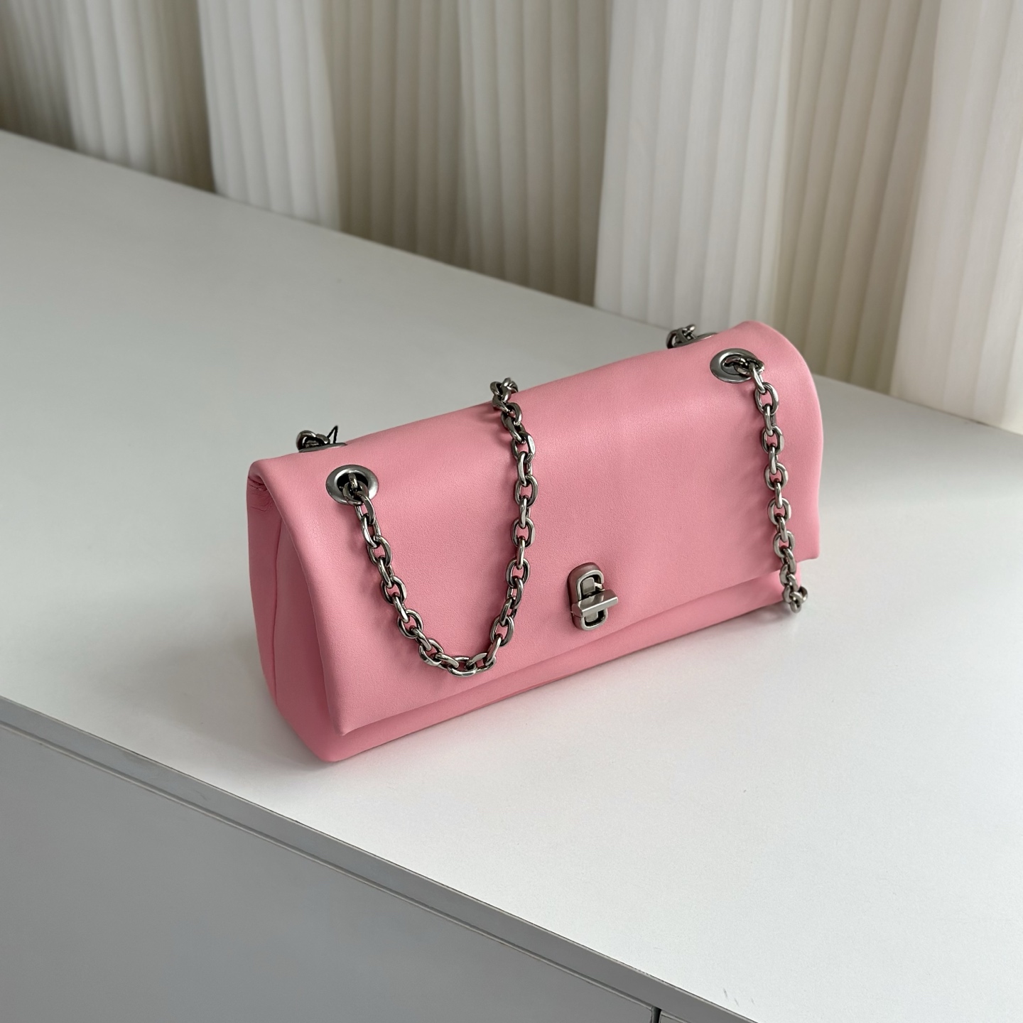 Marc Jacobs MJ 迷你链条斜挎包 粉色