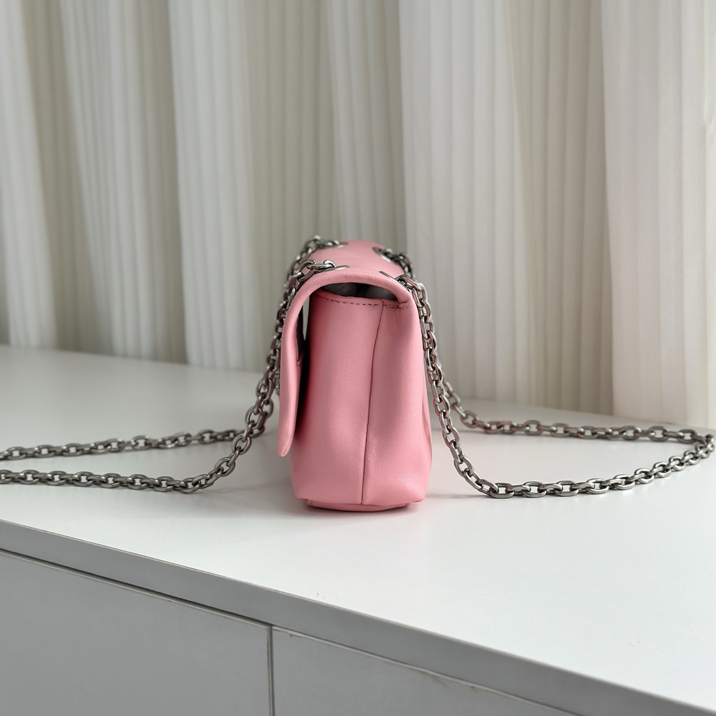 Marc Jacobs MJ 迷你链条斜挎包 粉色