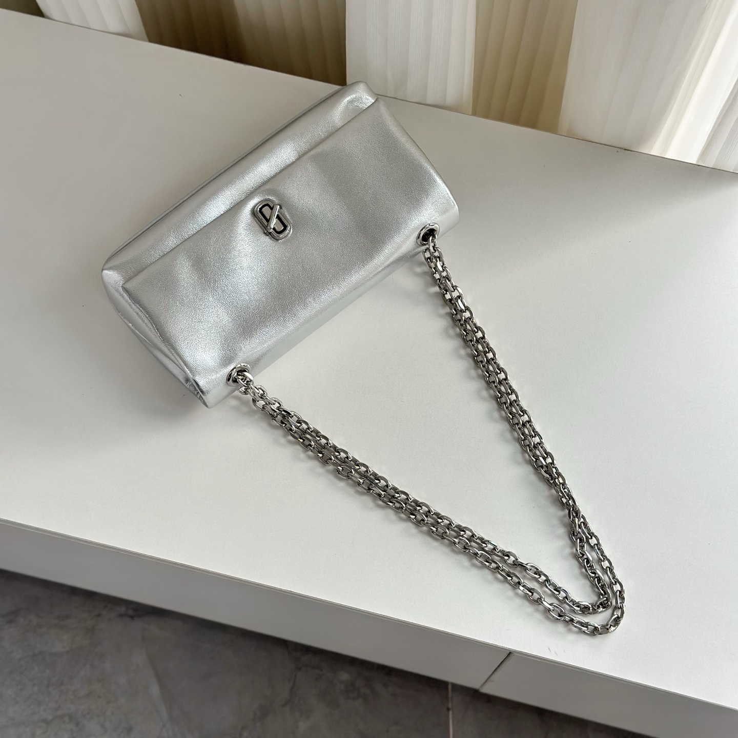 Marc Jacobs MJ 迷你链条斜挎包 黑色