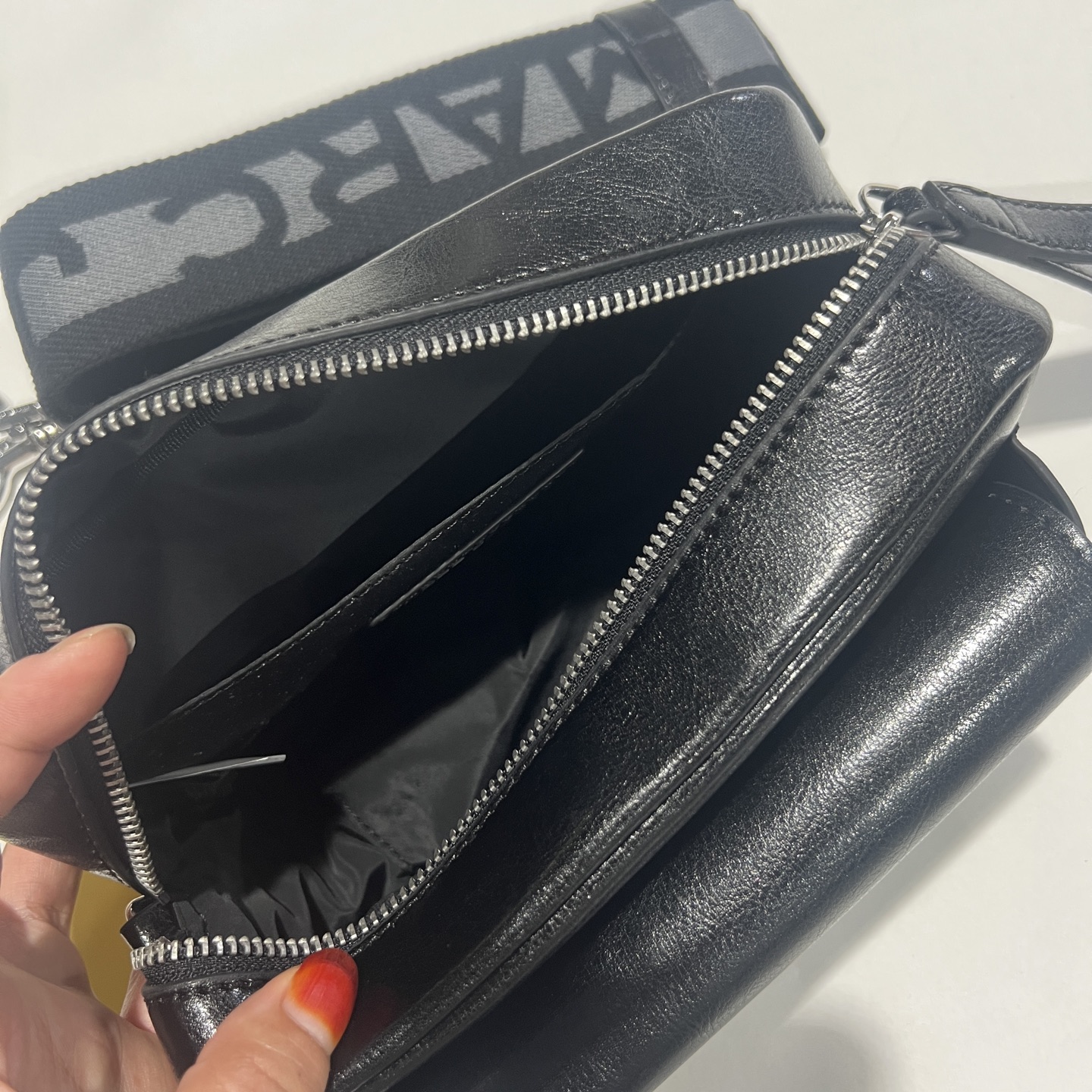 Marc Jacobs ～MJ 双层相机包 斜挎包 可手提
