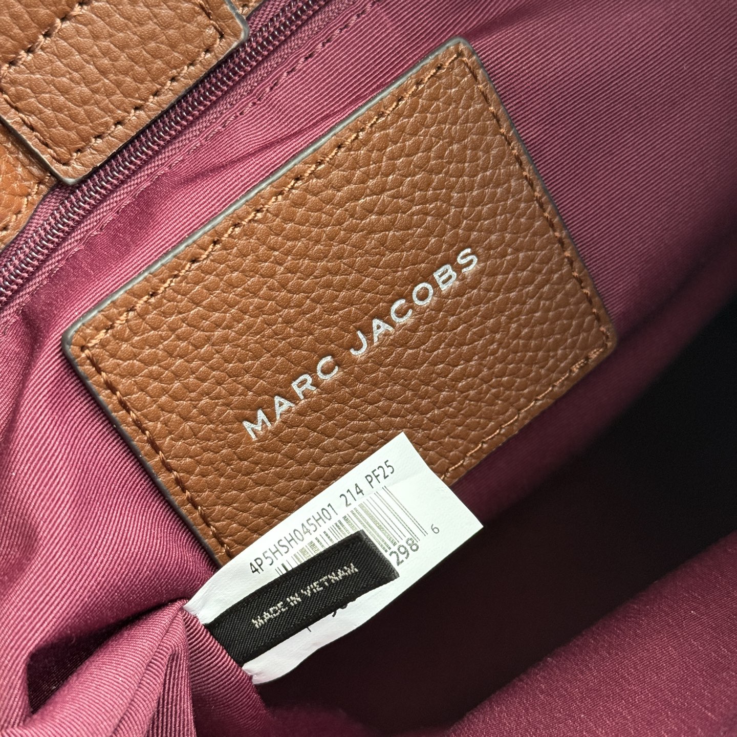 Marc Jacobs ～MJ 荔枝纹牛皮水桶包 深棕色