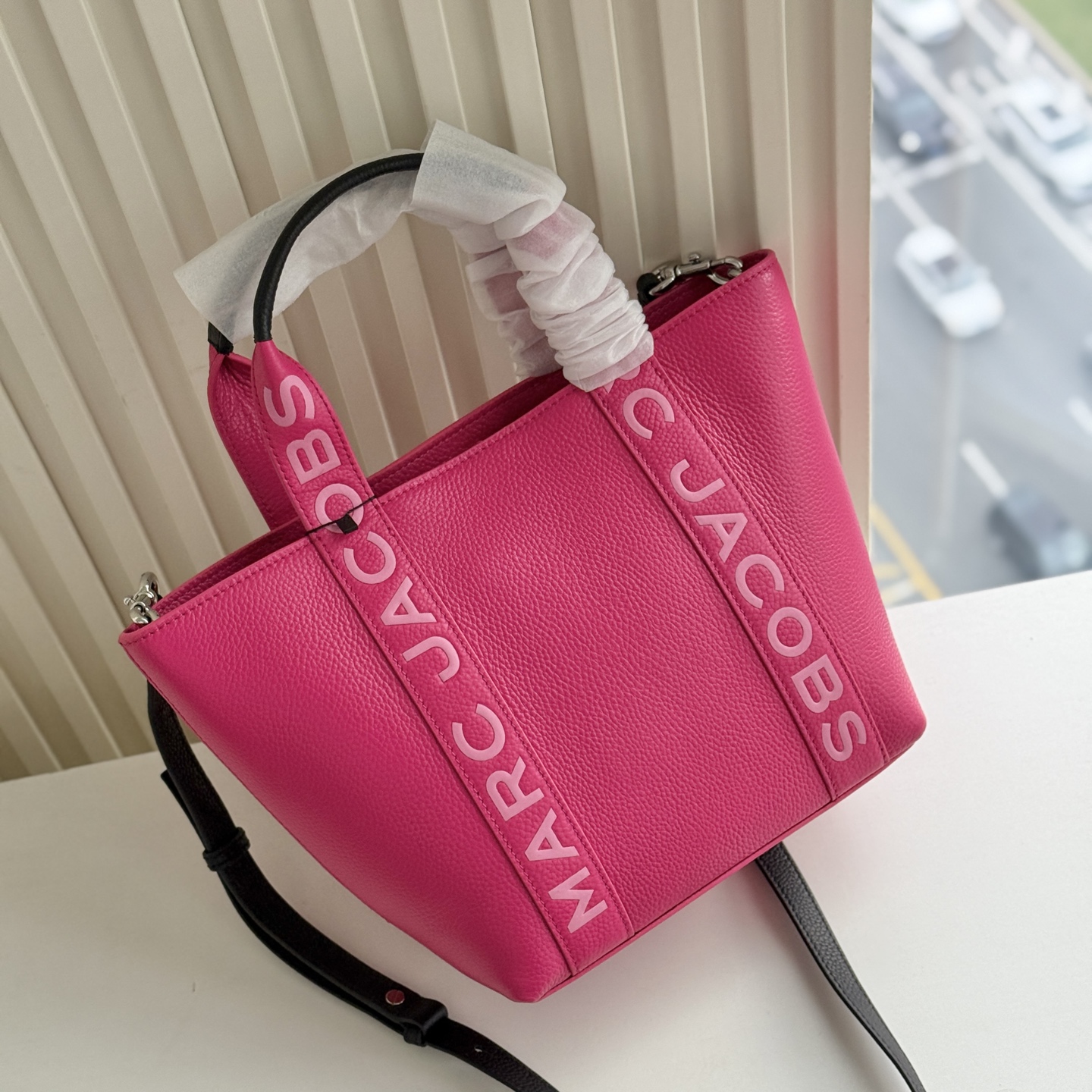 Marc Jacobs ～MJ 牛皮菜篮子包小号 可斜挎