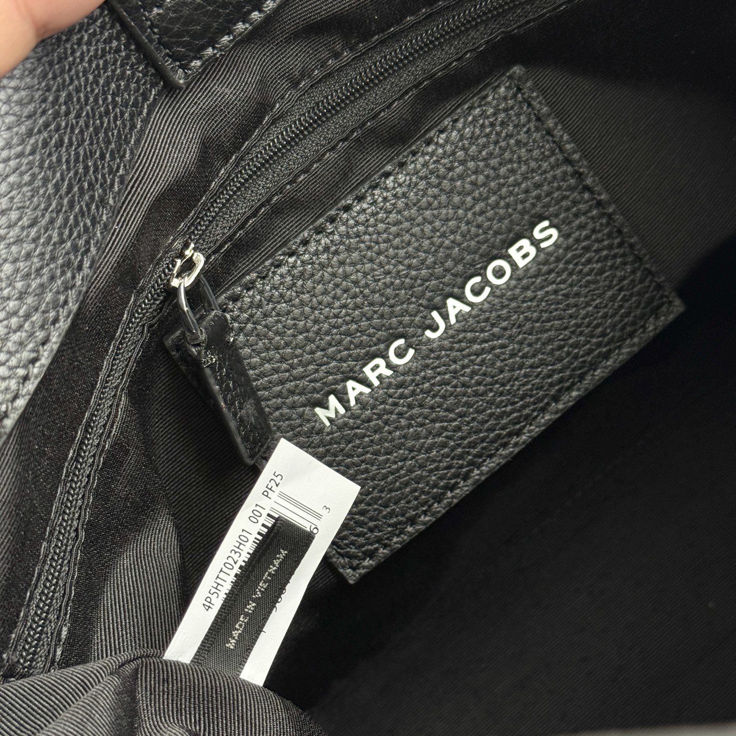 Marc Jacobs ～MJ 牛皮菜篮子包小号 可斜挎