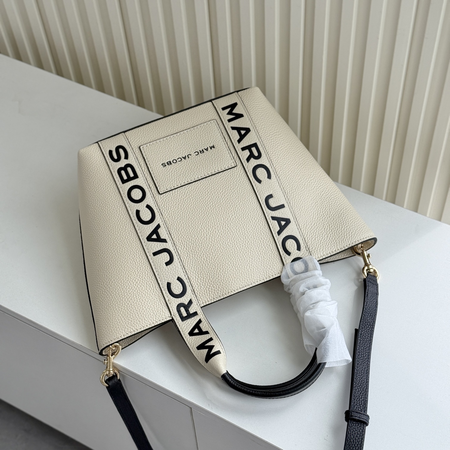 Marc Jacobs ～MJ 牛皮菜篮子包小号 可斜挎