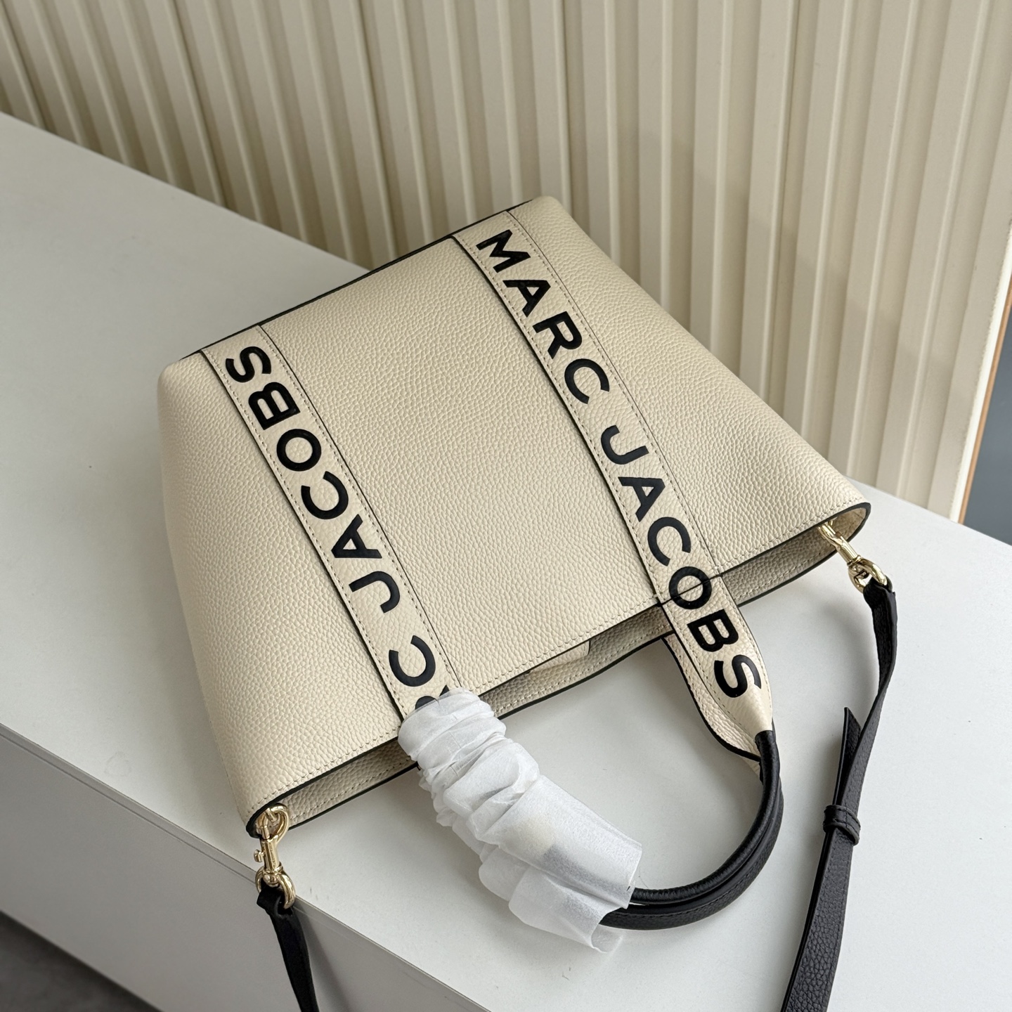 Marc Jacobs ～MJ 牛皮菜篮子包小号 可斜挎